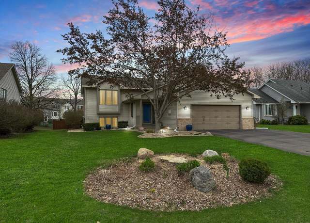 Property at 15926 Gallant Ct, Apple Valley, MN 55124, 5 beds, 3 baths