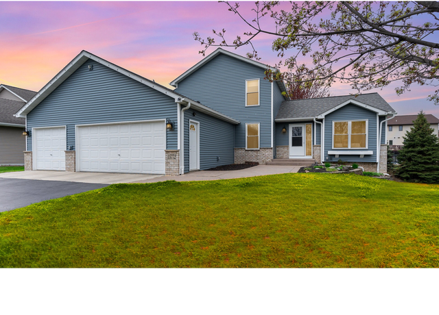 Property at 15772 Cicerone Ct, Rosemount, MN 55068, 4 beds, 4 baths