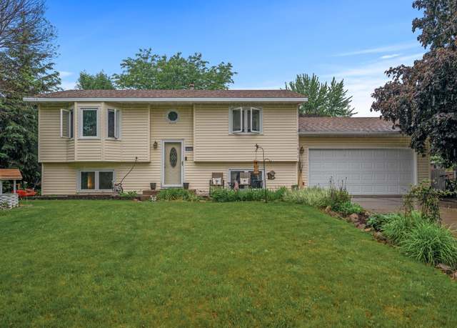 Property at 11810 Larabee Cir NE, Albertville, MN 55301, 4 beds, 2 baths