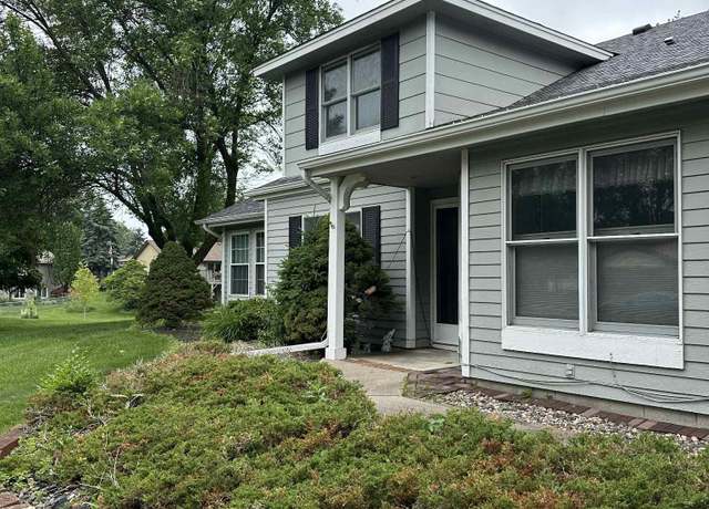 Property at 7758 Glenda Ct, Apple Valley, MN 55124, 2 beds, 2 baths
