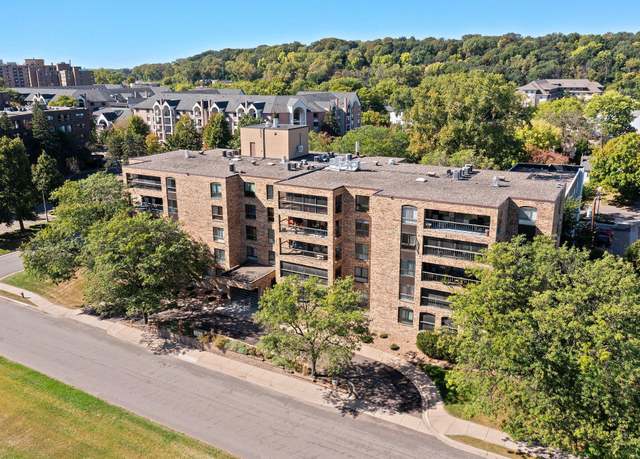 Property at 2221 Youngman Ave #202, Saint Paul, MN 55116, 3 beds, 2 baths