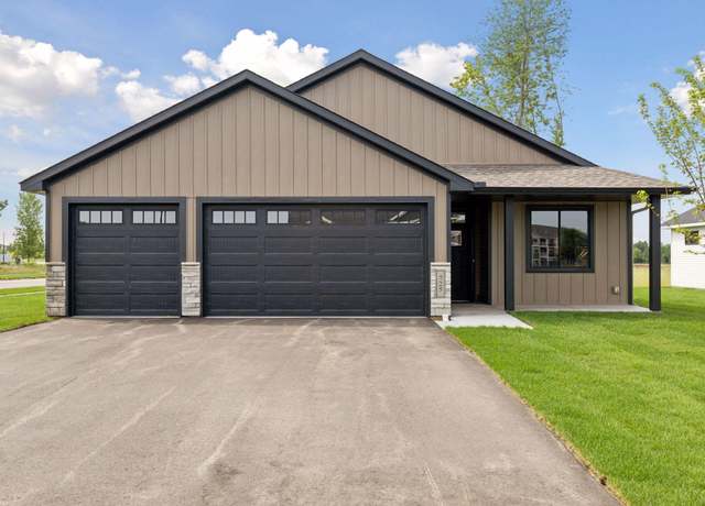 Property at 725 Margaret Ln NE, Isanti, MN 55040, 3 beds, 2 baths