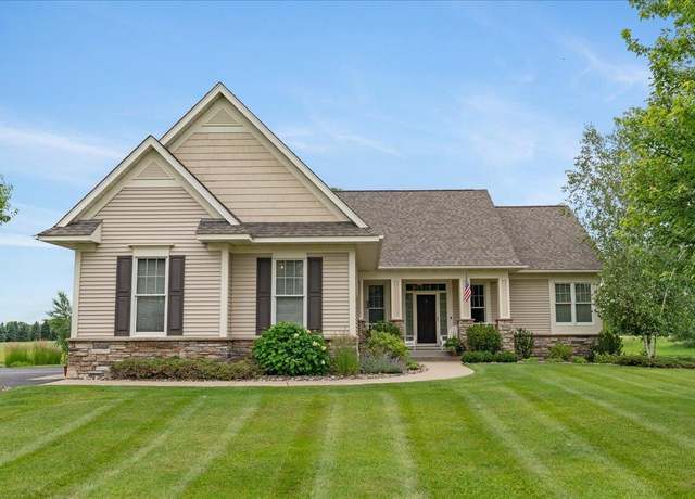 Property at 238 Muirfield Trl, Hudson, WI 54016, 3 beds, 3 baths