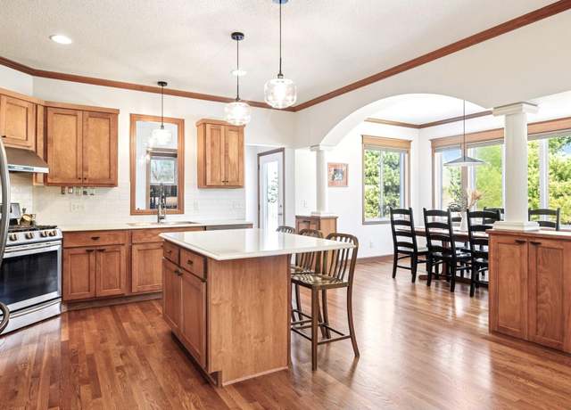 Property at 14763 Twin Ponds Curv, Savage, MN 55378, 4 beds, 4 baths