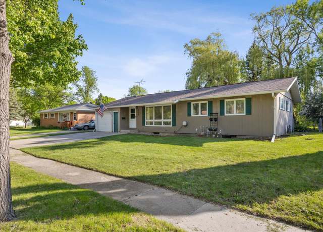 Property at 606 Cedar Ln, Moorhead, MN 56560, 5 beds, 2 baths