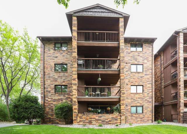Property at 220 8th St S Unit B2, Fargo, ND 58103, 2 beds, 2 baths