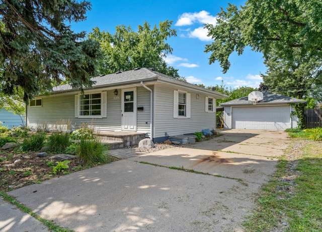 Property at 8206 Aldrich Ave S, Bloomington, MN 55420, 4 beds, 2 baths