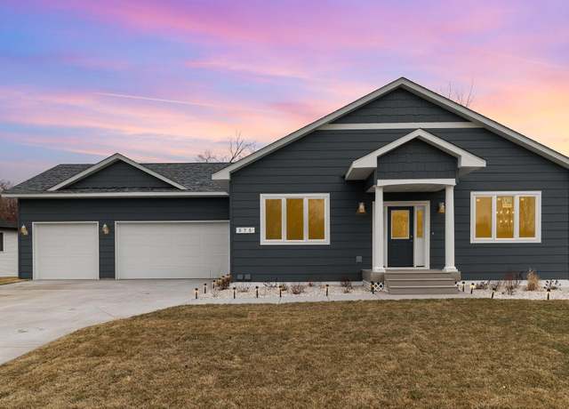 Property at 575 Elins Lake Rd SE, Cambridge, MN 55008, 3 beds, 3 baths