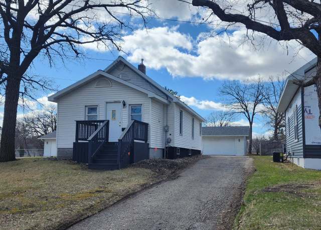 Property at 1100 West Ave, Detroit Lakes, MN 56501, 2 beds, 2 baths