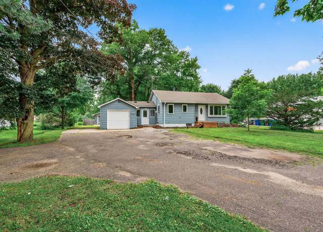 Property at 2959 Edgerton St, Little Canada, MN 55117, 2 beds, 2 baths