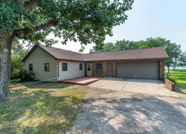 Property at 24832 N Wall Lake Dr, Fergus Falls, MN 56537, 3 beds, 1 bath