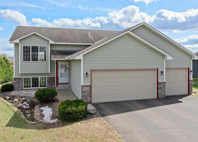 Property at 4414 Eakern Cir NE, Monticello, MN 55362, 5 beds, 2 baths