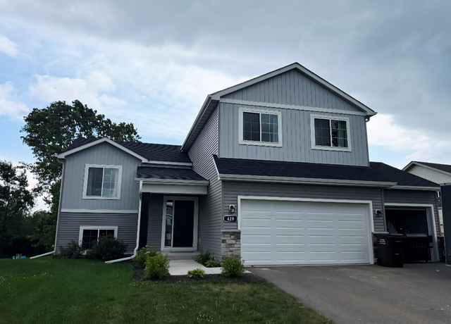 Property at 419 66th St SW, Waverly, MN 55390, 5 beds, 3 baths