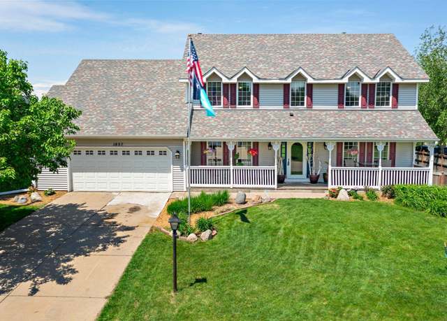 Property at 1857 Eldridge Ave W, Roseville, MN 55113, 5 beds, 4 baths