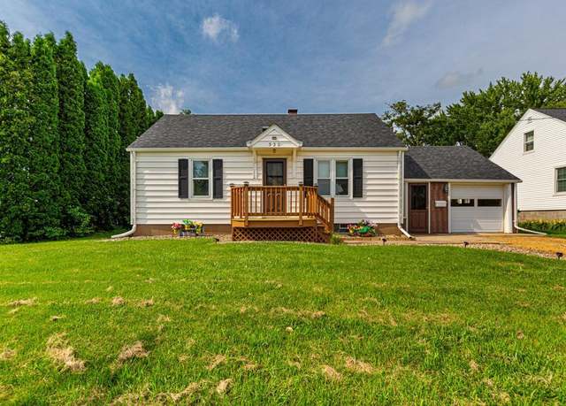 Property at 320 Leray Ave, Eagle Lake, MN 56024, 3 beds, 1 bath
