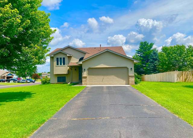 Property at 18585 Queen St NW, Elk River, MN 55330, 4 beds, 2 baths