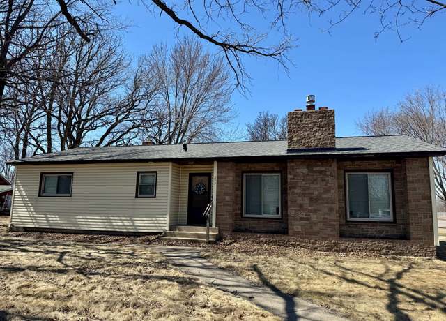 Property at 253 10th Ave N, Waite Park, MN 56387, 3 beds, 1 bath