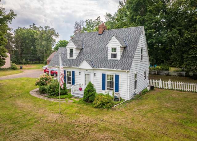 Property at 507 Old Highway 61 N, Hinckley, MN 55037, 3 beds, 2 baths