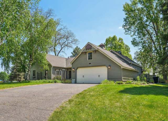 Property at 644 11th Ave SE, Forest Lake, MN 55025, 5 beds, 4 baths