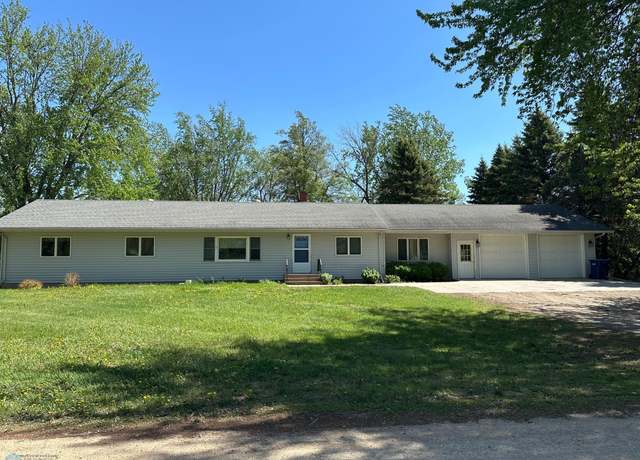 Property at 111 4th St N, Kindred, ND 58052, 3 beds, 2 baths
