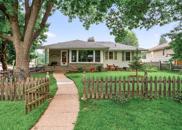 Property at 3554 Zenith Ave N, Robbinsdale, MN 55422, 4 beds, 2 baths