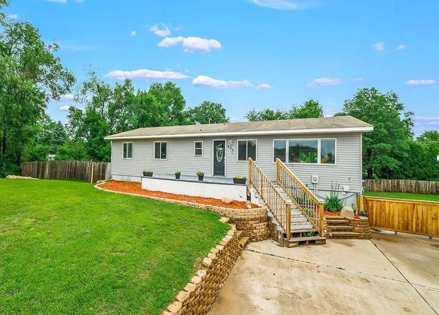 Property at 605 Central Ave SW, Cambridge, MN 55008, 6 beds, 3 baths