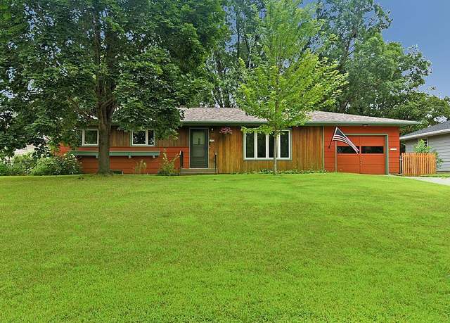 Property at 1032 23rd Ave N, Saint Cloud, MN 56303, 5 beds, 3 baths