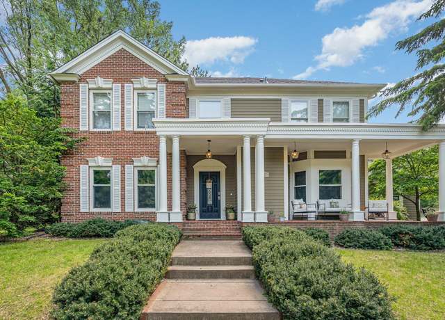 Property at 8167 Galway Cir, Woodbury, MN 55125, 4 beds, 4 baths