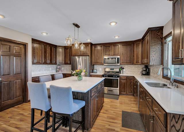 Property at 21940 Pheasant Ridge Rd, Richmond, MN 56368, 5 beds, 4 baths