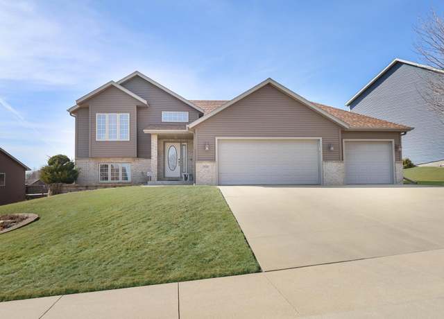 Property at 2630 Boulder Ridge Dr NW, Rochester, MN 55901, 3 beds, 3 baths
