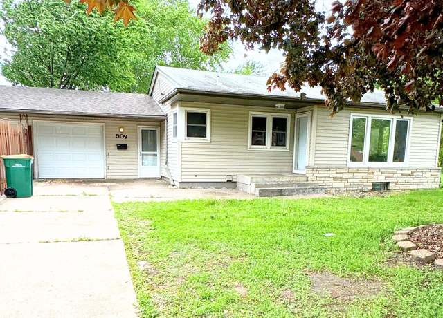 Property at 509 61st Ave N, Brooklyn Center, MN 55430, 4 beds, 2 baths