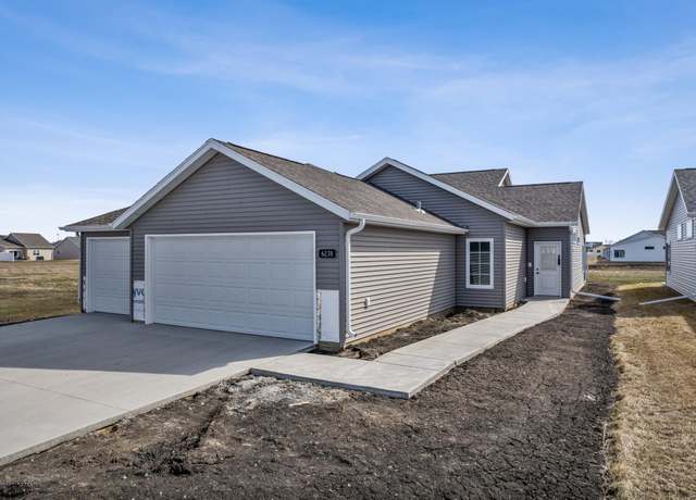 Property at 6278 21st St S, Fargo, ND 58104, 2 beds, 2 baths