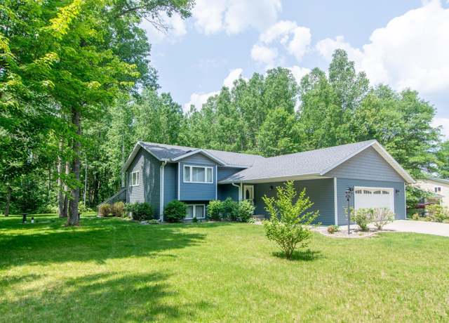 Property at 18885 Maryville Rd, Brainerd, MN 56401, 4 beds, 2 baths