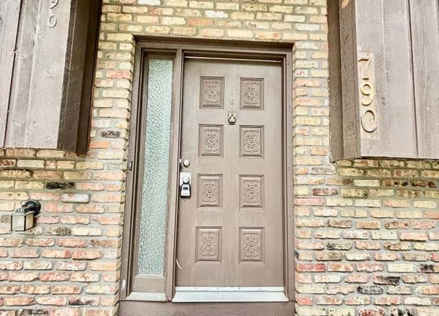 Property at 790 Carla Ln, Little Canada, MN 55109, 3 beds, 3 baths