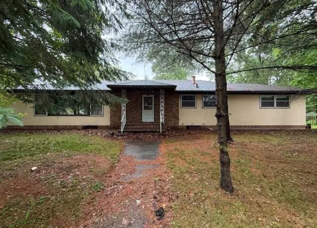 Property at 510 2nd Ave NW, Milaca, MN 56353, 3 beds, 2 baths