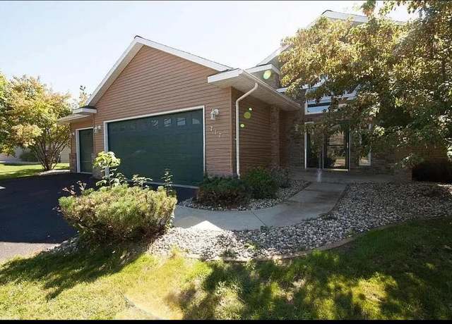 Property at 717 S Shore Dr, Detroit Lakes, MN 56501, 3 beds, 2 baths