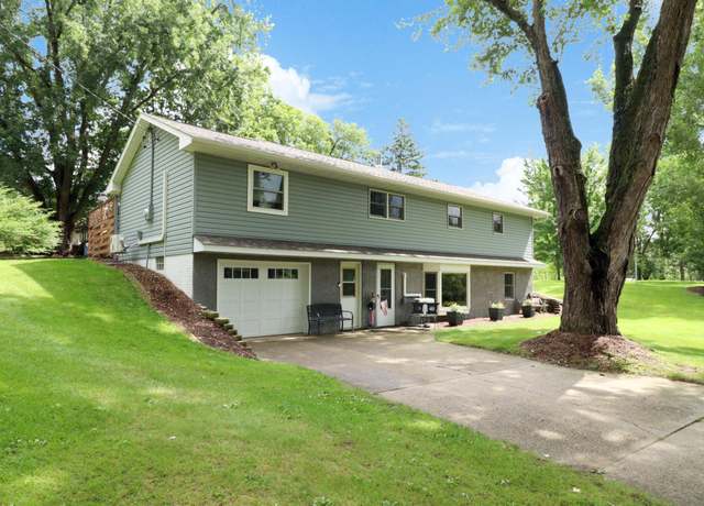 Property at 15806 Old Lake Rd, Paynesville Twp, MN 56362, 4 beds, 2 baths