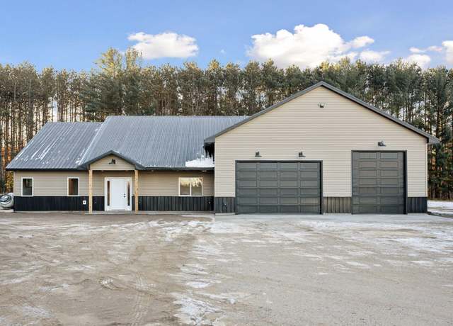 Property at 21477 Cottonwood St NW, Oak Grove, MN 55011, 3 beds, 2 baths