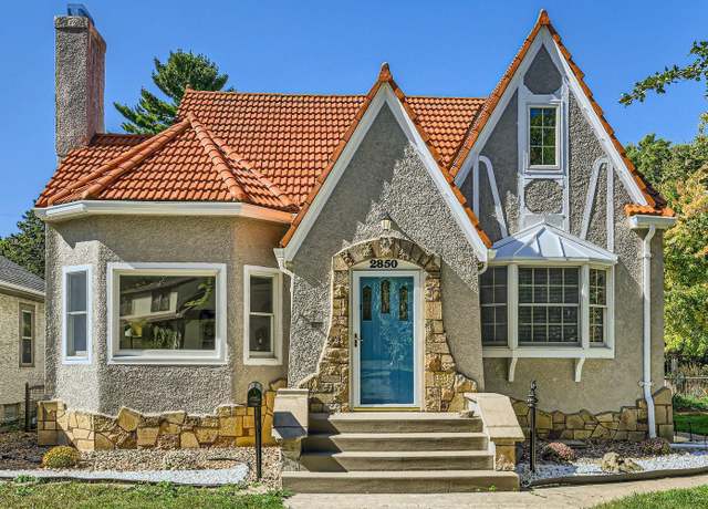 Property at 2850 Arthur St NE, Minneapolis, MN 55418, 5 beds, 3 baths