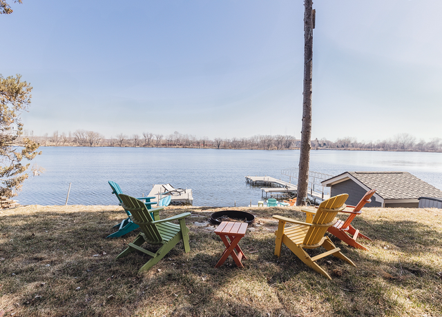Property at 1301 12th Ave NW, New Brighton, MN 55112, 6 beds, 5 baths