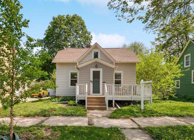 Property at 796 Cherokee Ave, Saint Paul, MN 55107, 2 beds, 2 baths