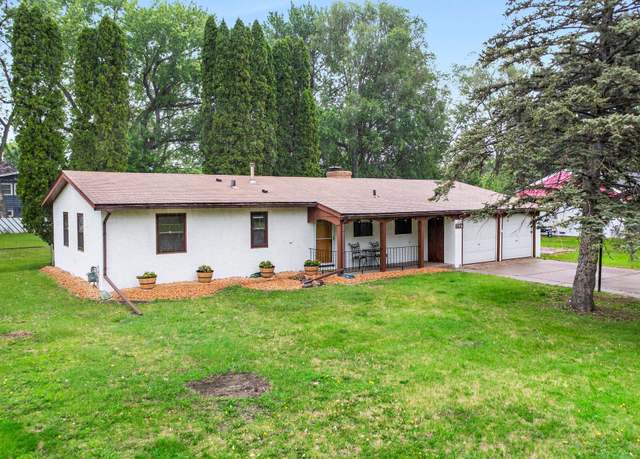 Property at 1916 96th Ave N, Brooklyn Park, MN 55444, 3 beds, 2 baths
