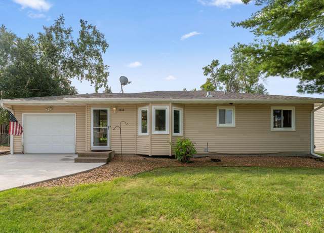 Property at 1928 Turquoise Trl, Eagan, MN 55122, 3 beds, 2 baths