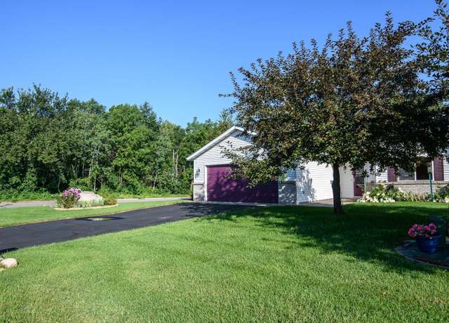 Property at 401 Ridge Rd, Sartell, MN 56377, 2 beds, 2 baths