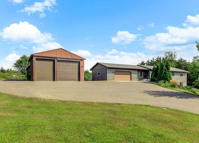 Property at 776 Kaly Rd, Hudson, WI 54016, 3 beds, 3 baths