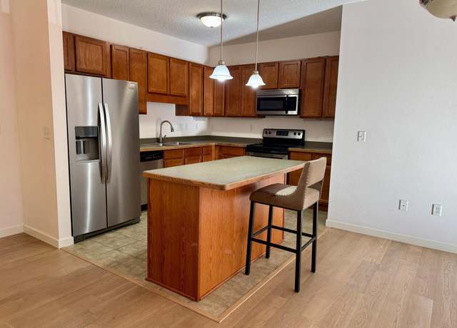 Property at 619 8th St SE #203, Minneapolis, MN 55414, 2 beds, 2 baths