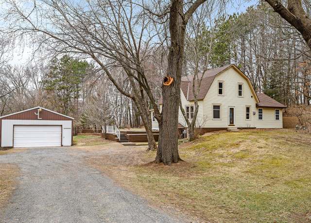 Property at 325 280th St, East Farmington, WI 54020, 4 beds, 2 baths