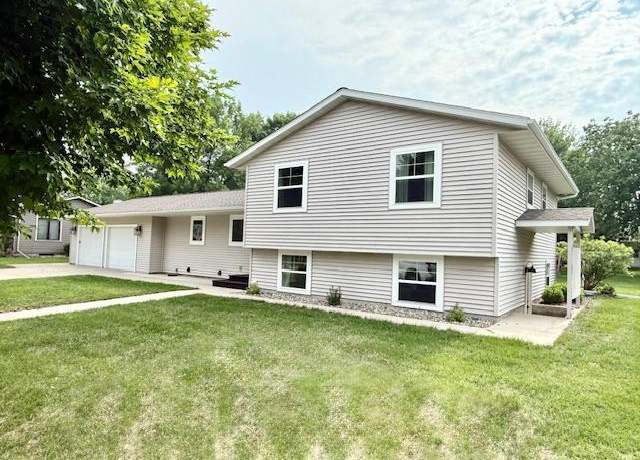Property at 507 Morten Dr, Redwood Falls, MN 56283, 4 beds, 3 baths