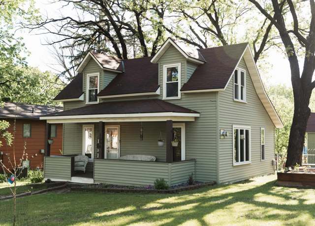 Property at 1556 11th Ave SE, Saint Cloud, MN 56304, 2 beds, 1 bath