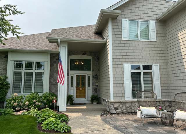 Property at 8800 Horizon Rdg, Victoria, MN 55386, 4 beds, 3 baths